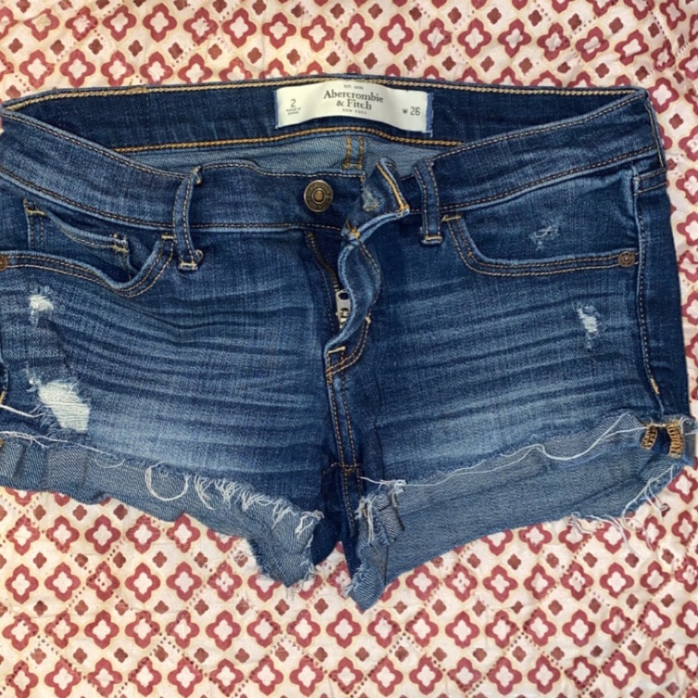 A&F Shorts - Picture 2 of 2